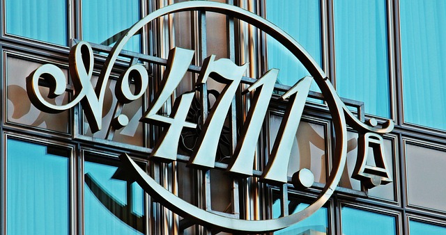 [Nostalji Yaratan Parfümler]: Unutulmaz 10 Klasik Hangileridir?